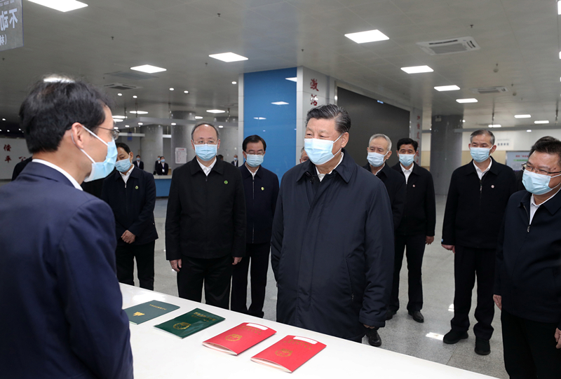 2021年3月23日，習(xí)近平在福建三明沙縣農(nóng)村產(chǎn)權(quán)交易中心考察。